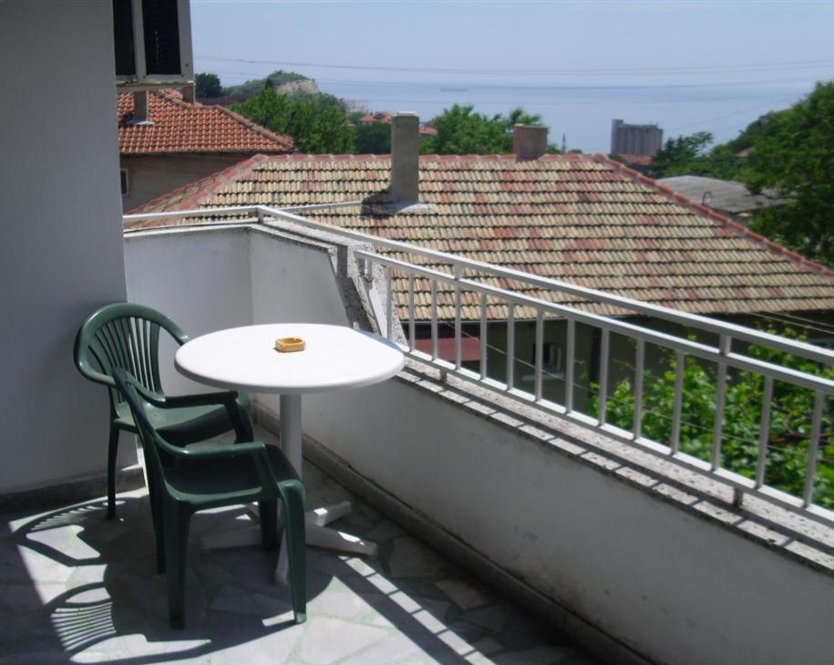 Guest House Villa Katty 巴尔奇克 客房 照片